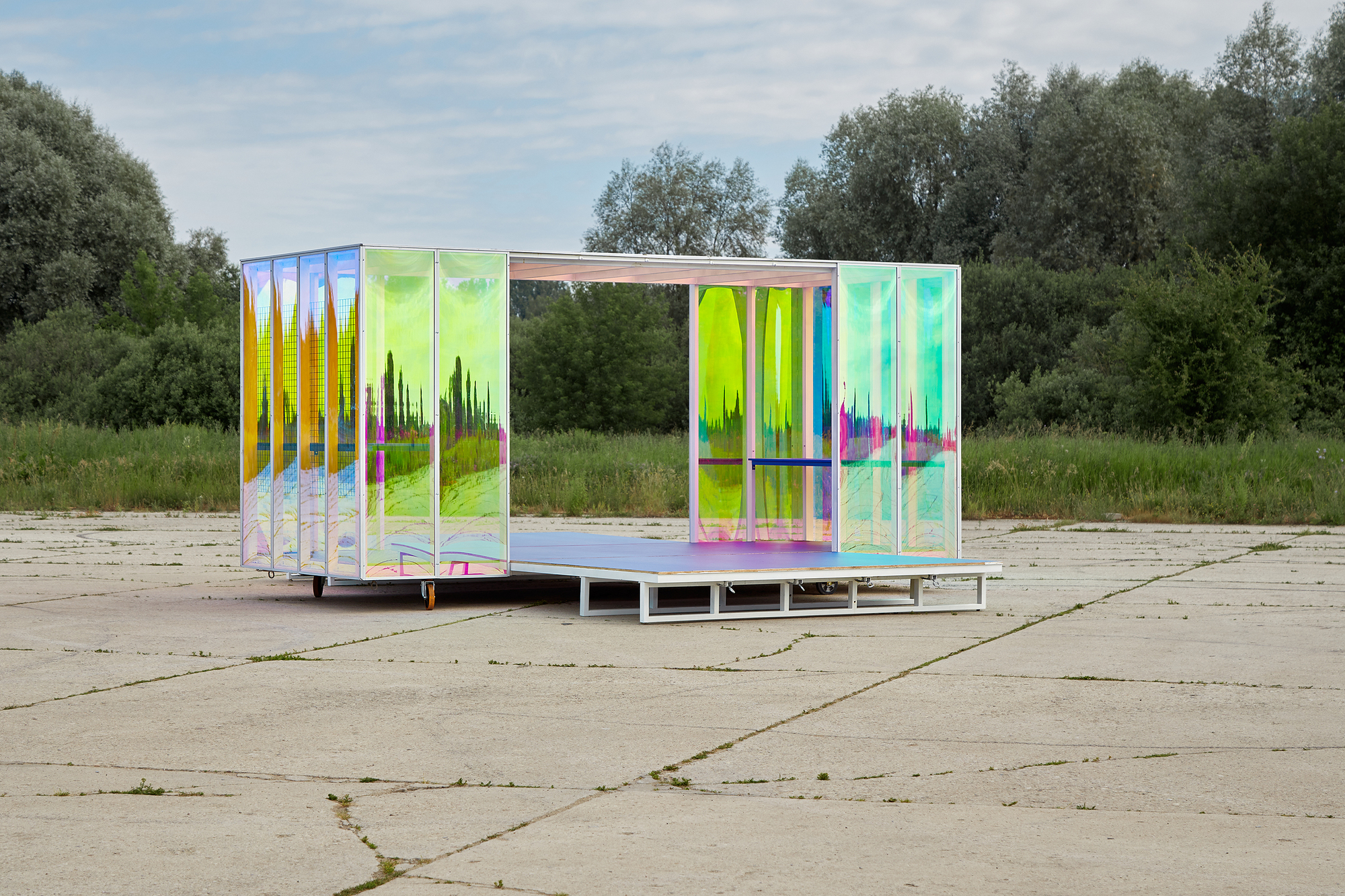 Zvaigznaja KUBS 多功能移动展馆丨拉脱维亚丨NOONSOON-11