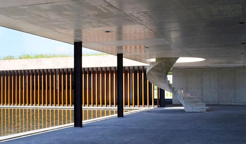 Modernist Masterpiece-13