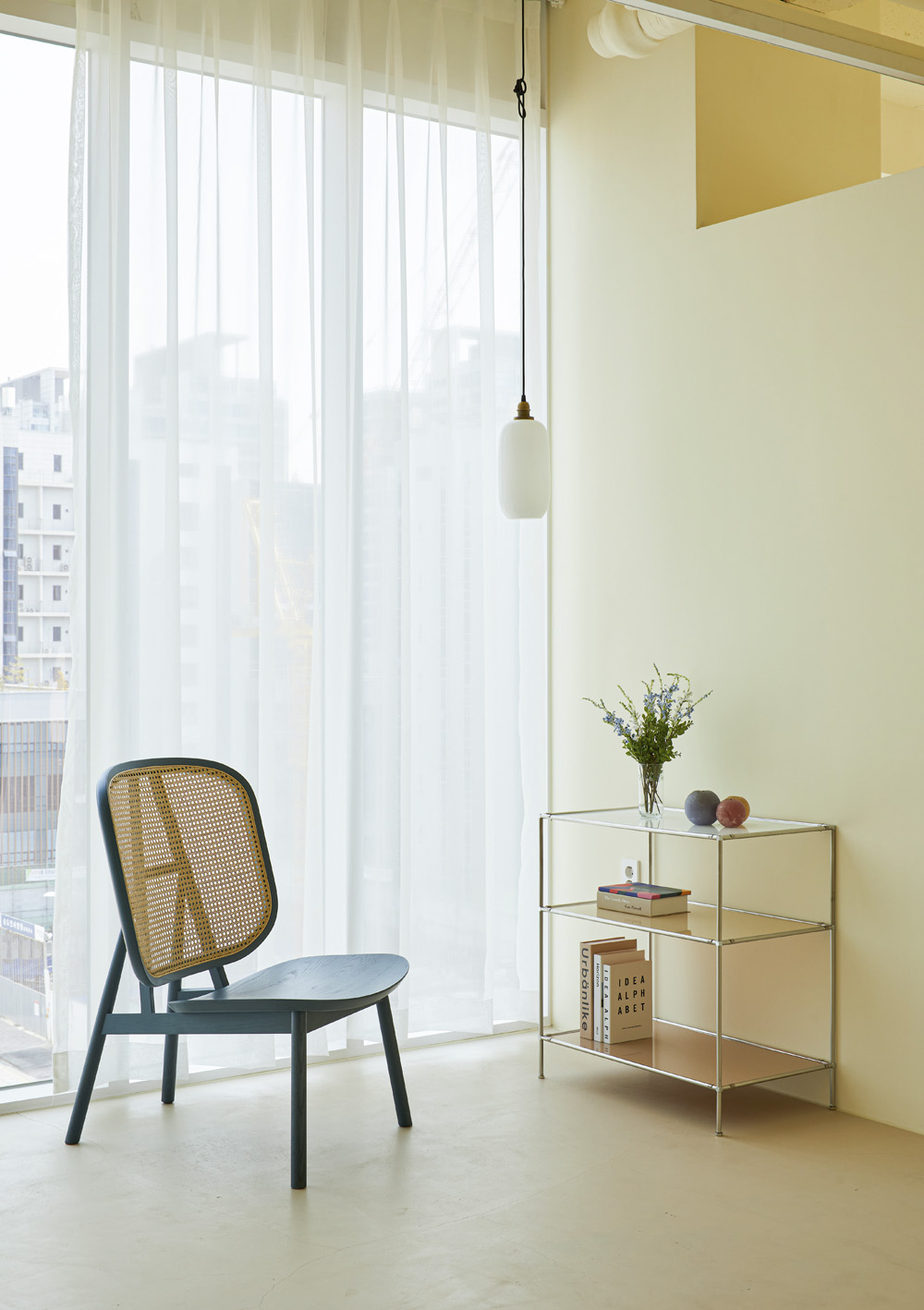 30 平米极简工作室，白色调的优雅魅力-14