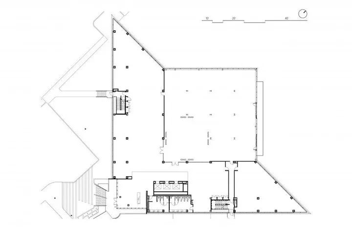 加州布里斯班滨海大道办公大楼室内外改造-38