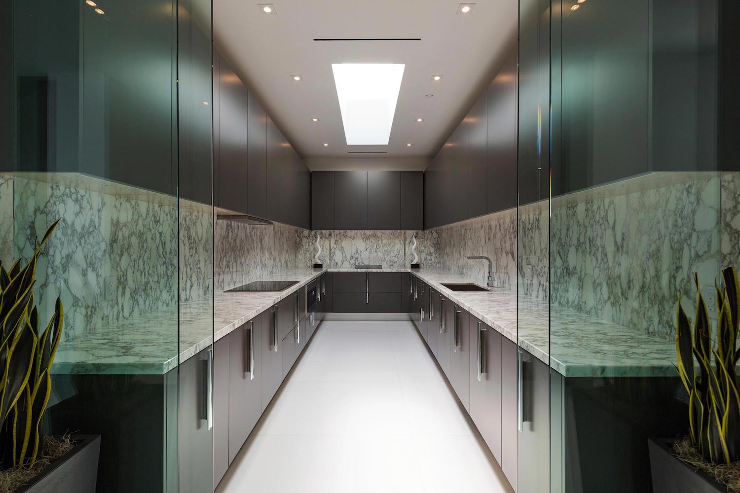 斯特拉德拉超现代杰作住宅在好莱坞山-43