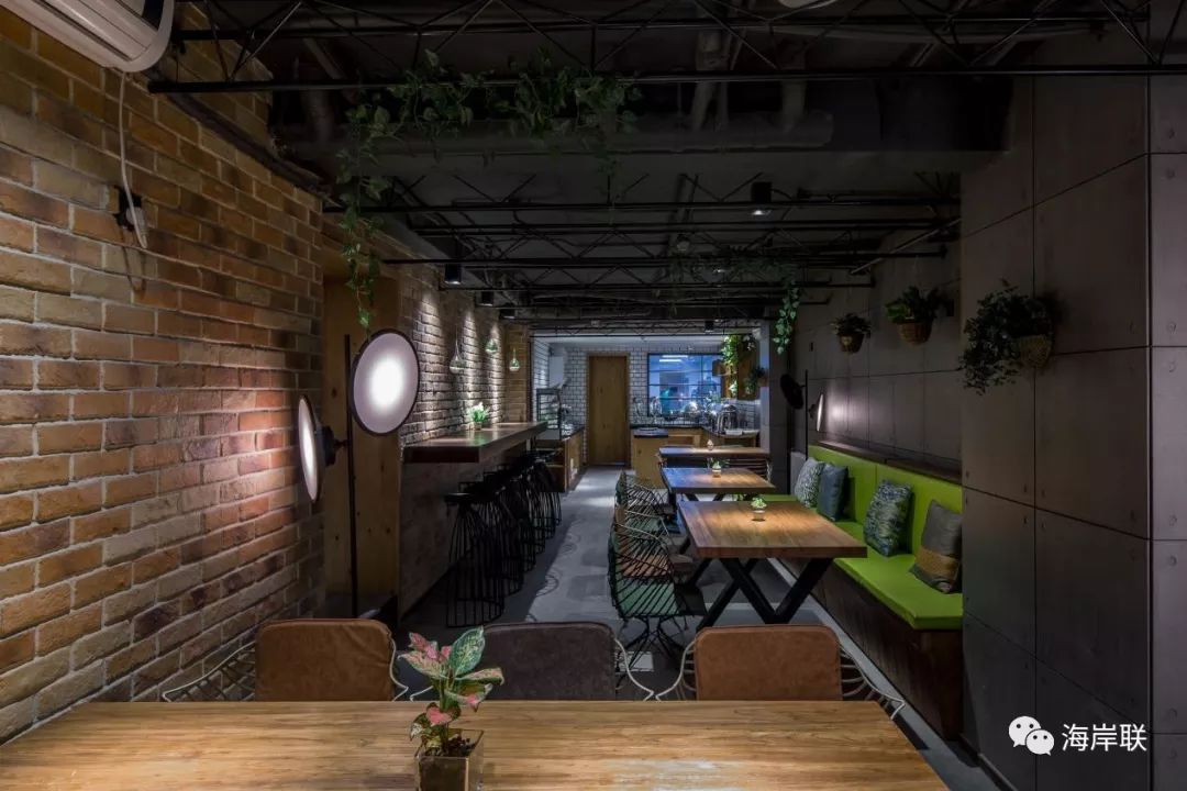 从老远的地方跑来，只为和你睡上一宿……-32