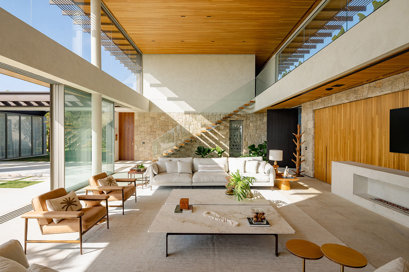 挑空别墅丨巴西圣保罗丨Padovani Arquitetos-2