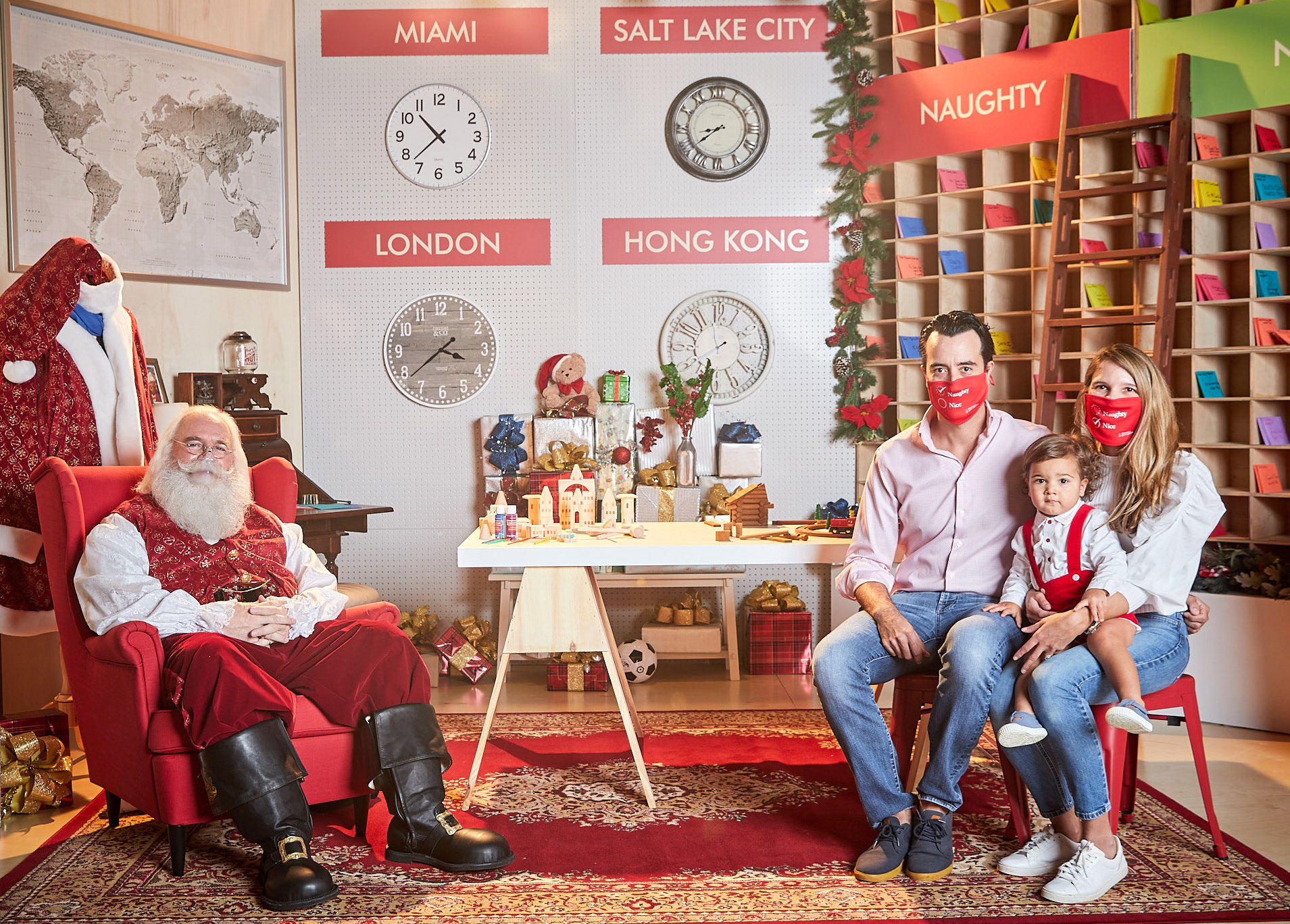 Brickell City Center / Santa's Post Office-8