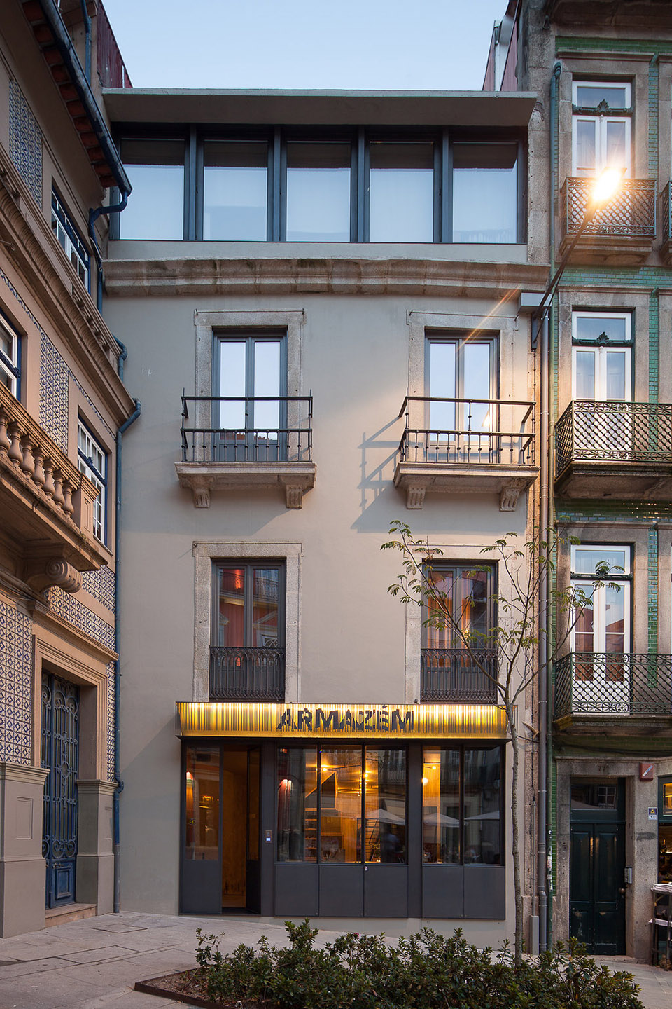 波尔图Armazém奢侈酒店 / Pedra Liquida-4