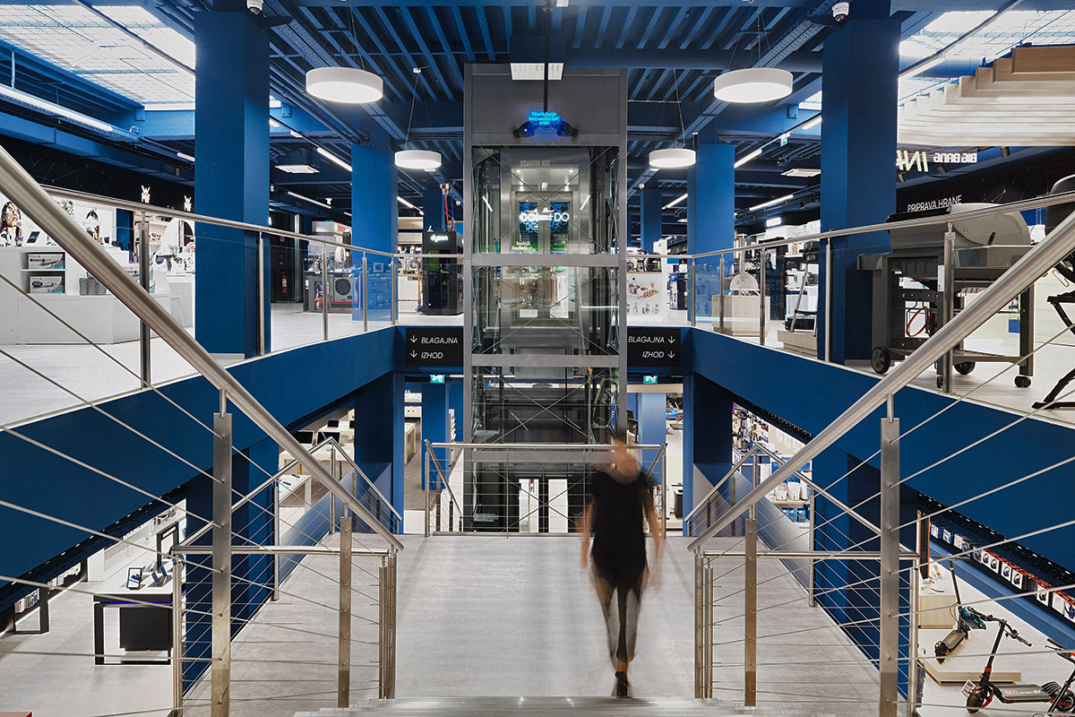 Big Bang Mega 商店设计丨Brigada-0