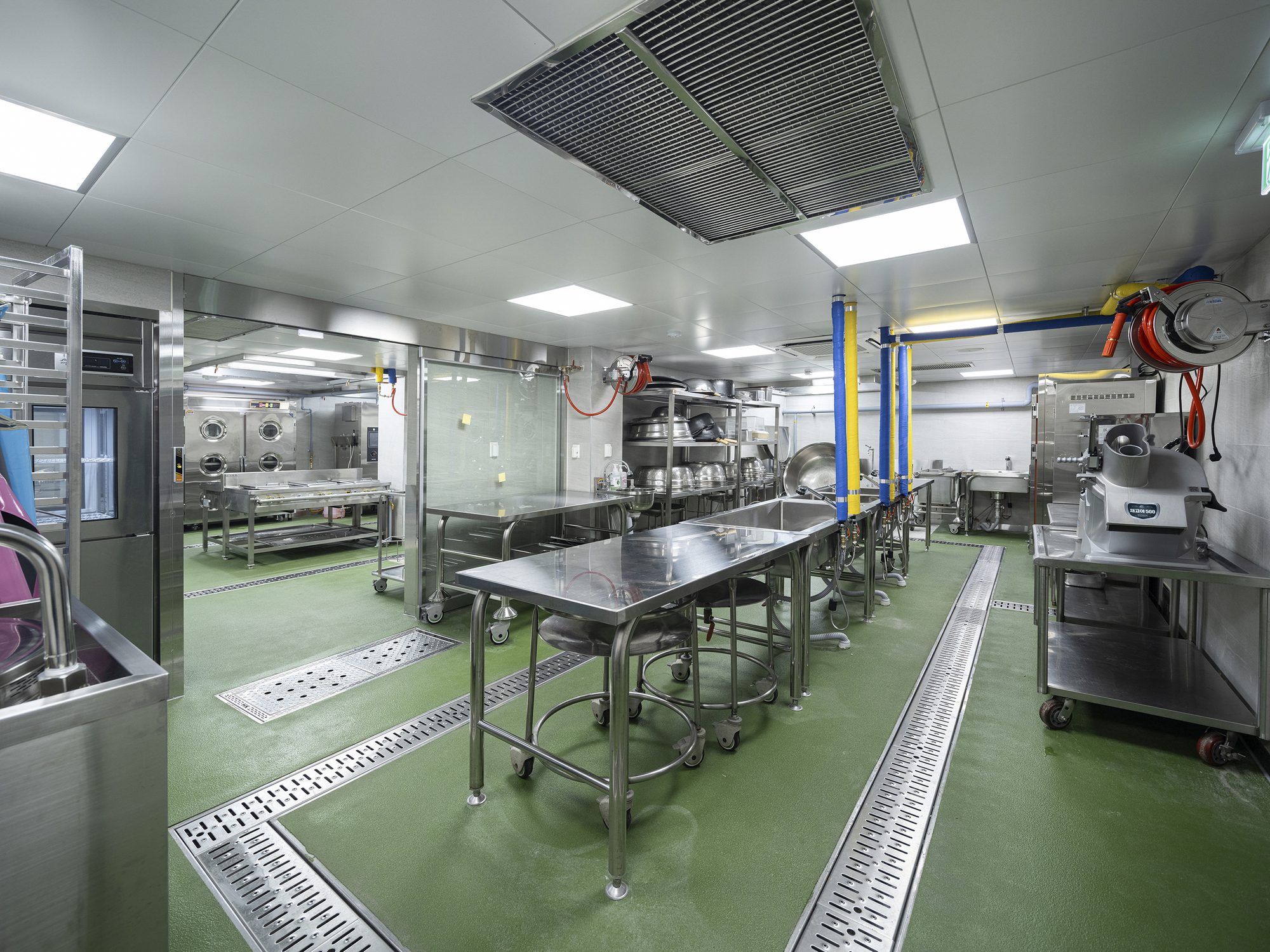 Mirae High School of Science & Technology Cafeteria Extension 高中学校食堂丨Bare Ground Architects-41