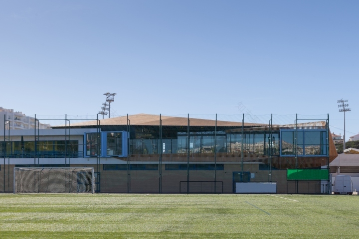 Clube 39(葡萄牙足球俱乐部集装箱建筑)-43