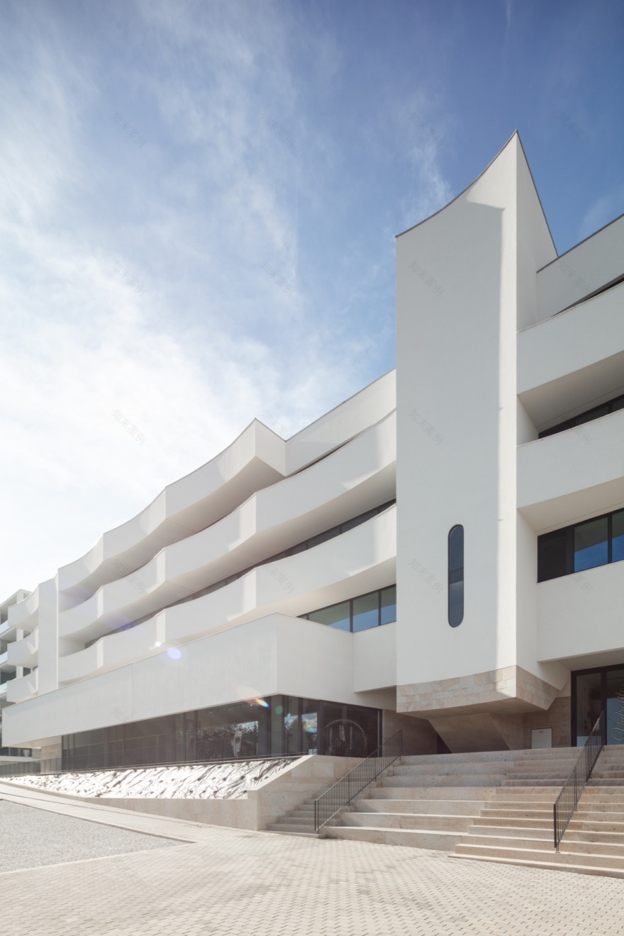 AURORA 10 住宅楼丨葡萄牙丨Tiago do Vale Architects-15