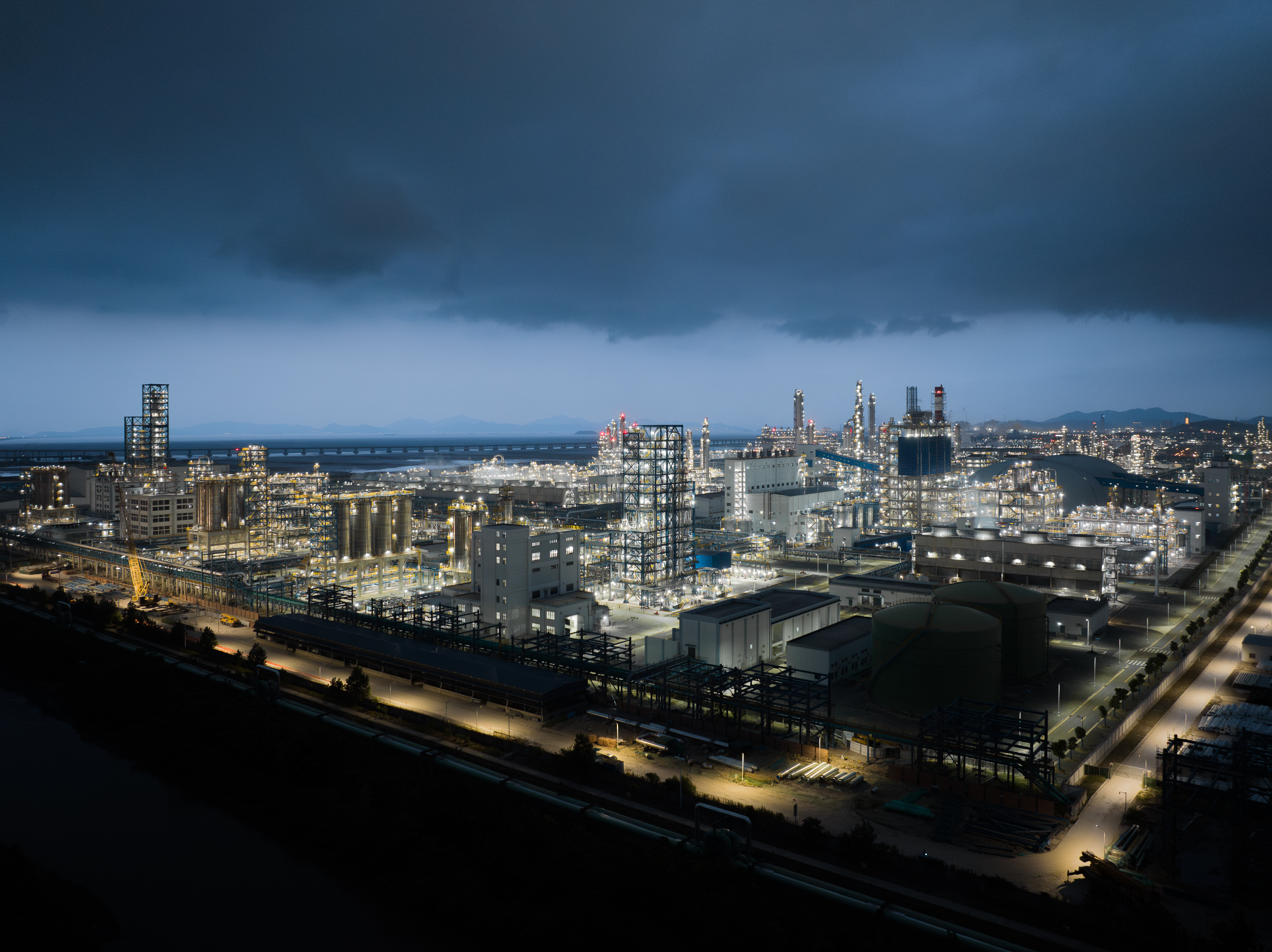 Ningbo Zhenhai Refining & Chemical Co., LTD-0