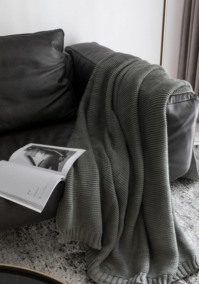 上北设计 | 打造精致空间,黑色不锈钢与香槟金的经典搭配-6