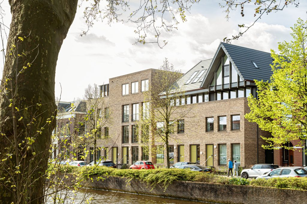 四角区（注：De Vierhoek常见于荷兰语地名等场景，Vierhoek有四角、方形等意思，这里De Vierhoek可直译为四角区 ，具体可能需结合更详细语境确定其实际所指） 丨NetherlandsHaarlem丨her architecten,Joost Swarte-53