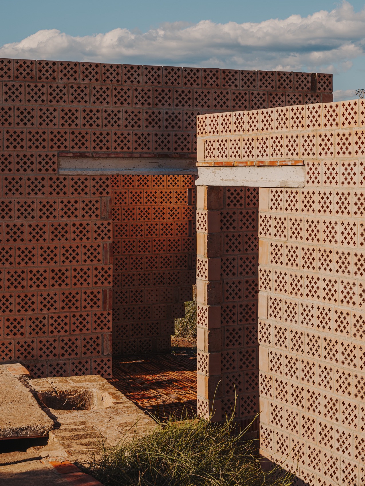 “隐秘围合”丨西班牙丨Alejandro Martínez del Río-22