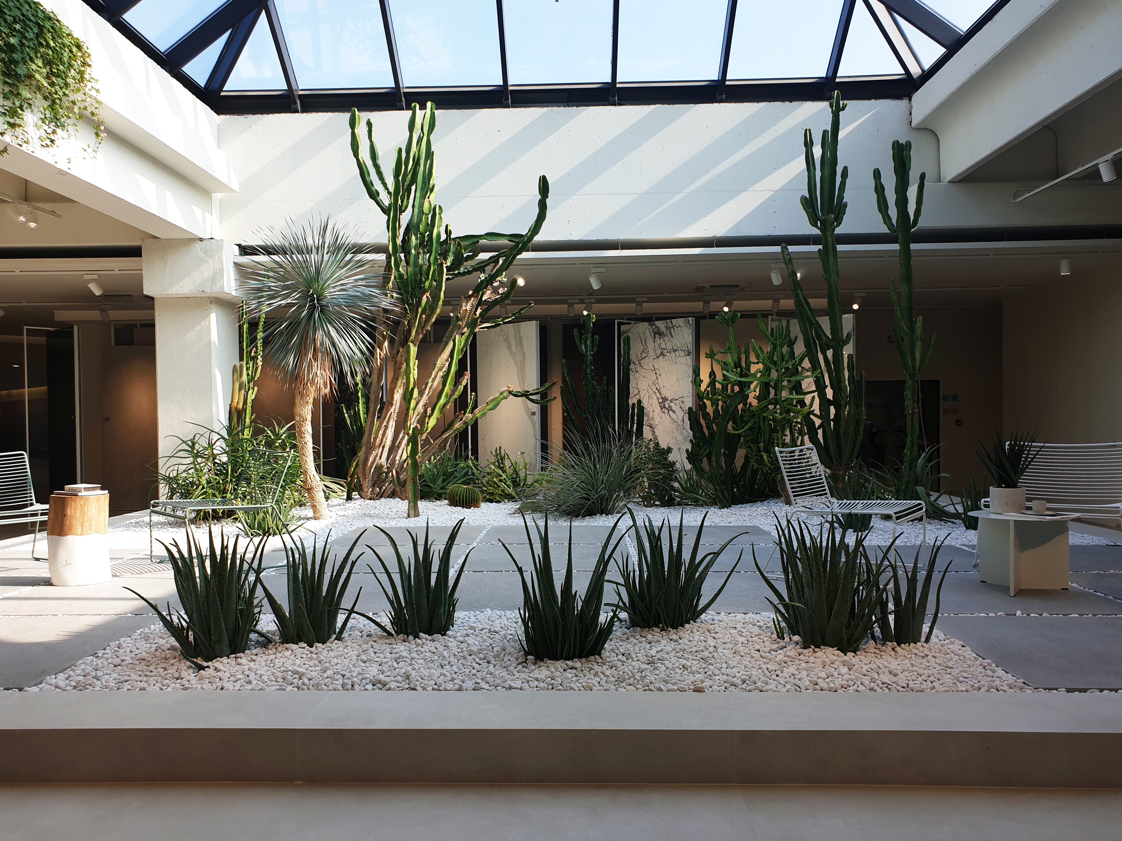 Porcelaingres 展厅设计丨意大利丨Massimo Falato 和 Porcelaingres-20