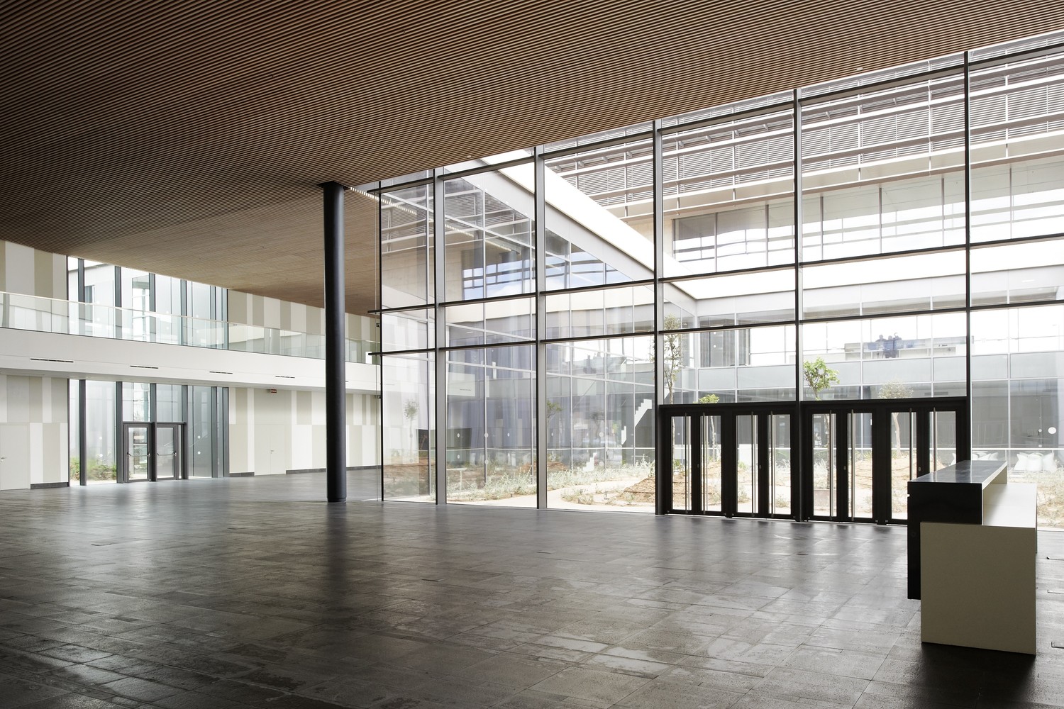 Headquarters Caja de Badajoz Studio Lamela Architects-28