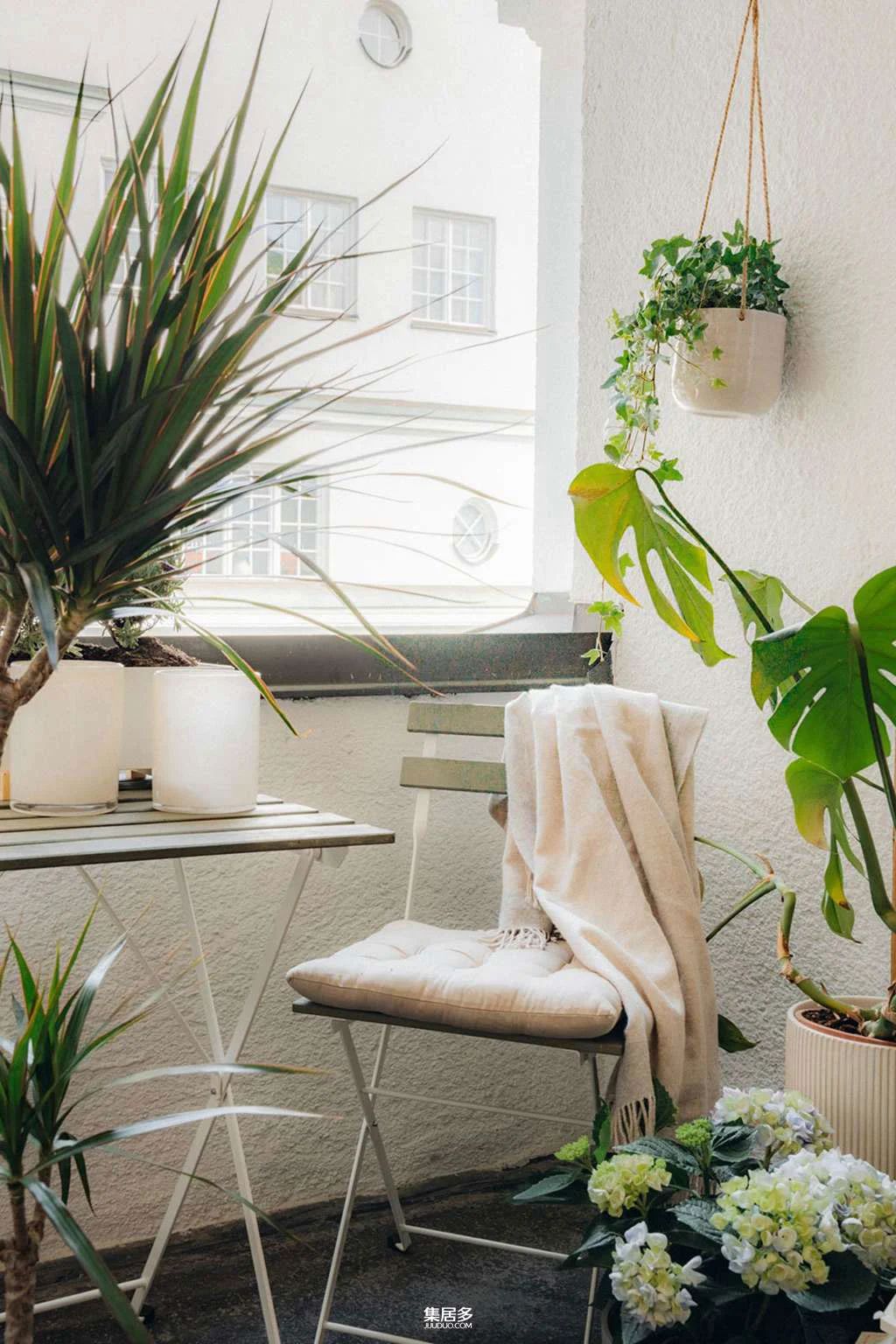 小型斯德哥尔摩公寓精致单色内饰设计丨瑞典斯德哥尔摩-17