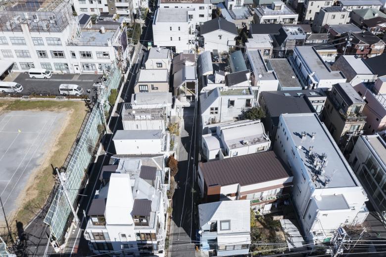 神宫前の踊居丨日本东京丨蘆田暢人建築設計事務所-30