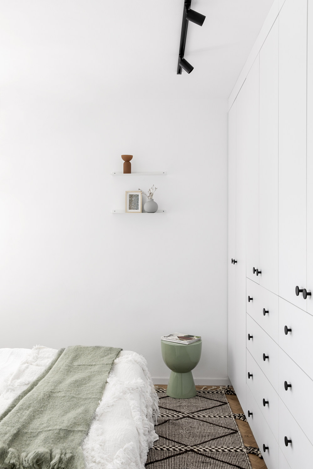 以色列特拉维夫年轻家庭现代公寓设计-28