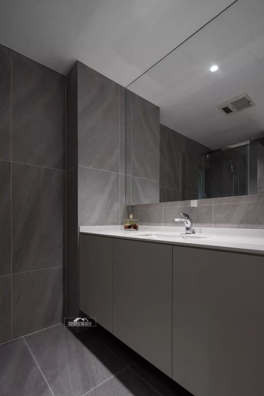 星瀚设计打造极简风别墅-53