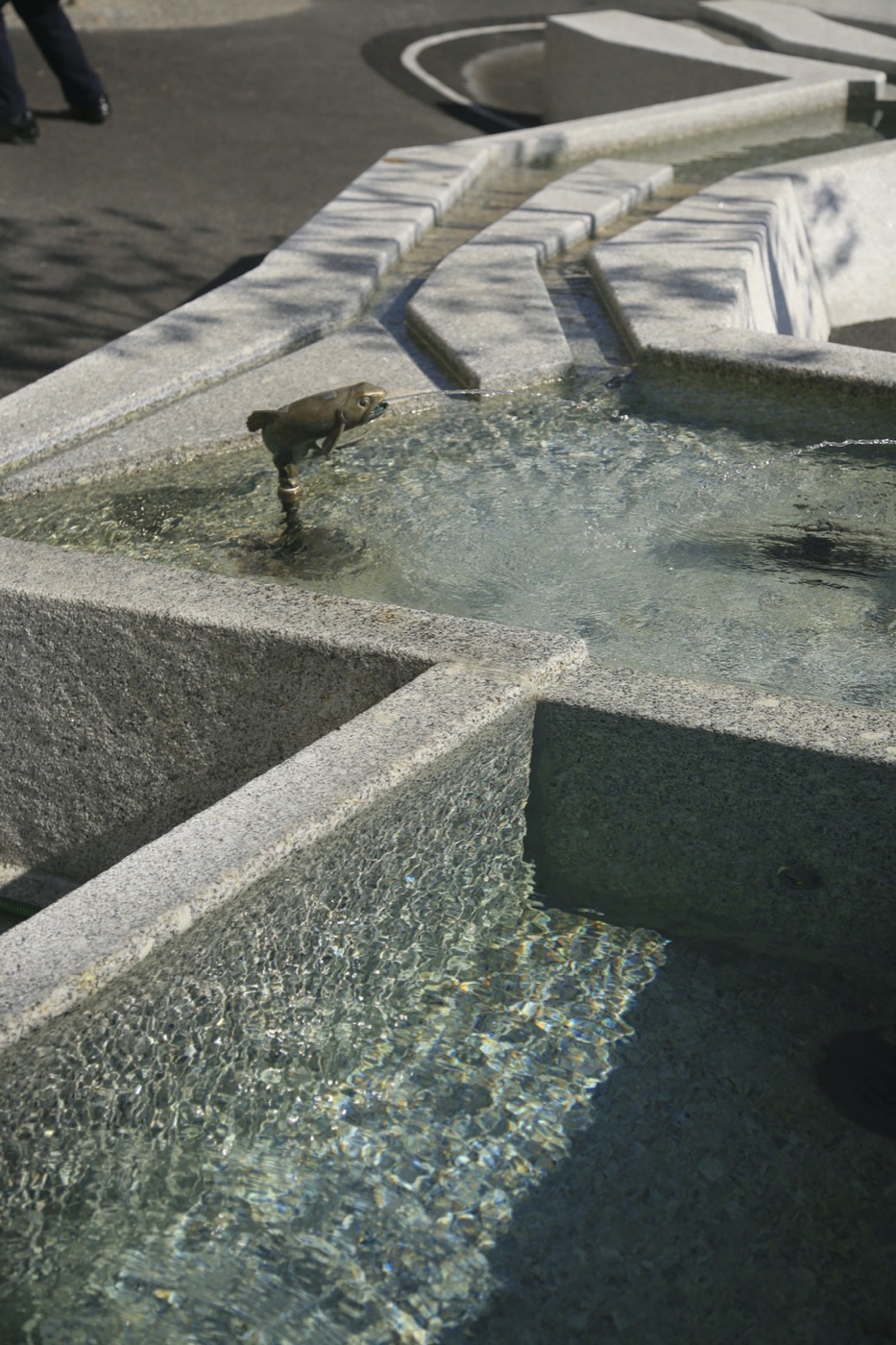 瑞士 Châteaud’Oe· 公共空间改造丨VWA-15