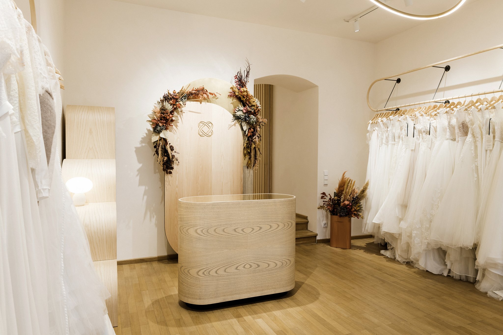 可持续时尚婚纱展示空间丨德国纽伦堡丨德国 Markmus Design-12