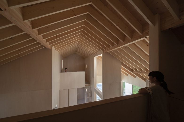 悬挑屋顶的开放式生活住宅丨日本丨Katsutoshi Sasaki + Associates-21