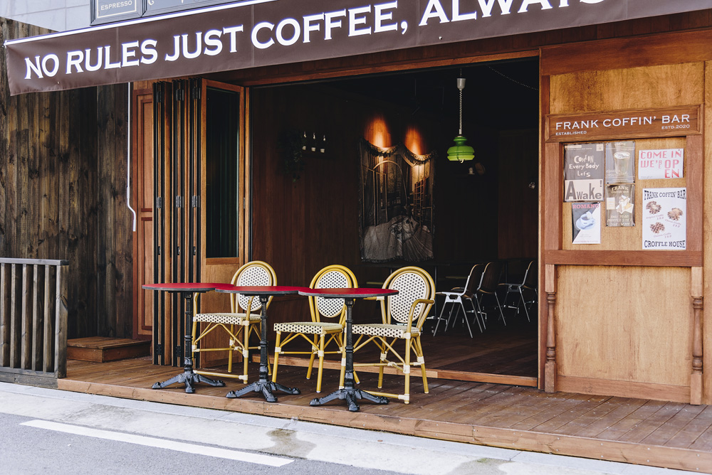 氛围独特的咖啡厅 | 弗兰克辛巴-3