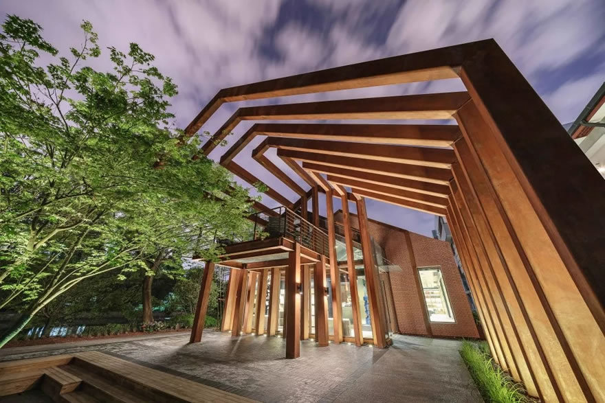 华东师范大学丽娃河化雨斋-28