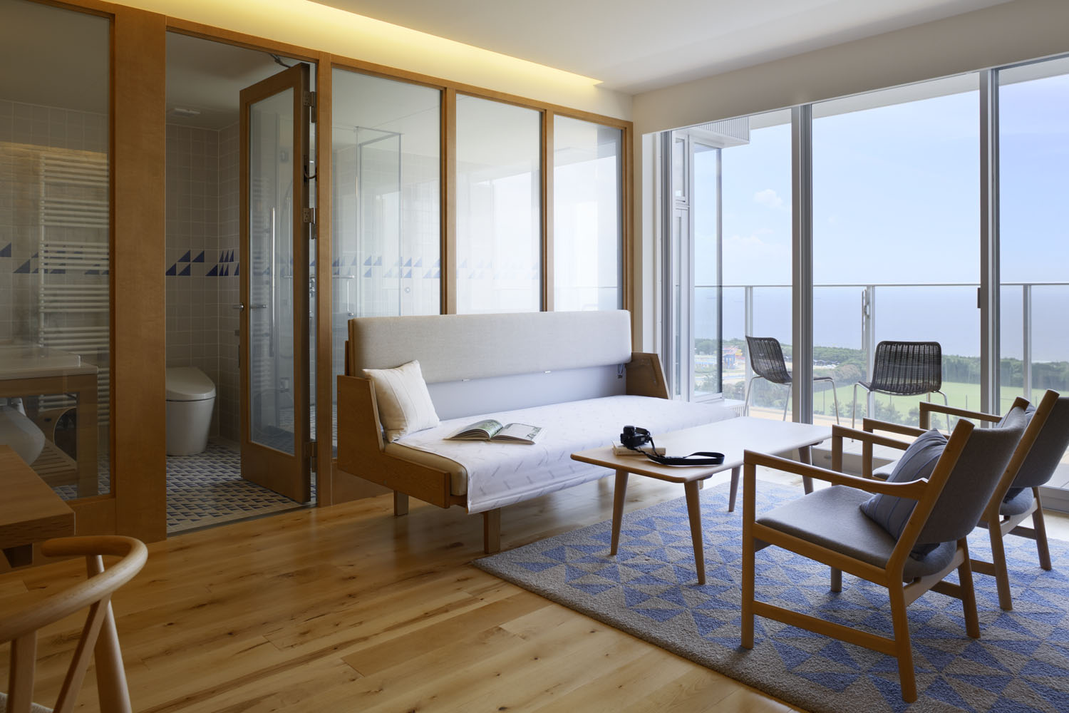 由于Brillia可能是特定品牌名或专用词直接音译即可；INAGEKAIHINKOEN 整体不像熟悉的常见单词组合，如果 INAGE 是地名 稻毛 ，结合语义此处可能想表达 稻毛开发品公园 ，但不确定性较强

总体勉强翻译为：布里利亚 稻毛开发品公园可能无法准确表意，这个结果仅供参考，你可以检查原文或补充更多背景信息 丨日本千叶丨设计事務所ima-8