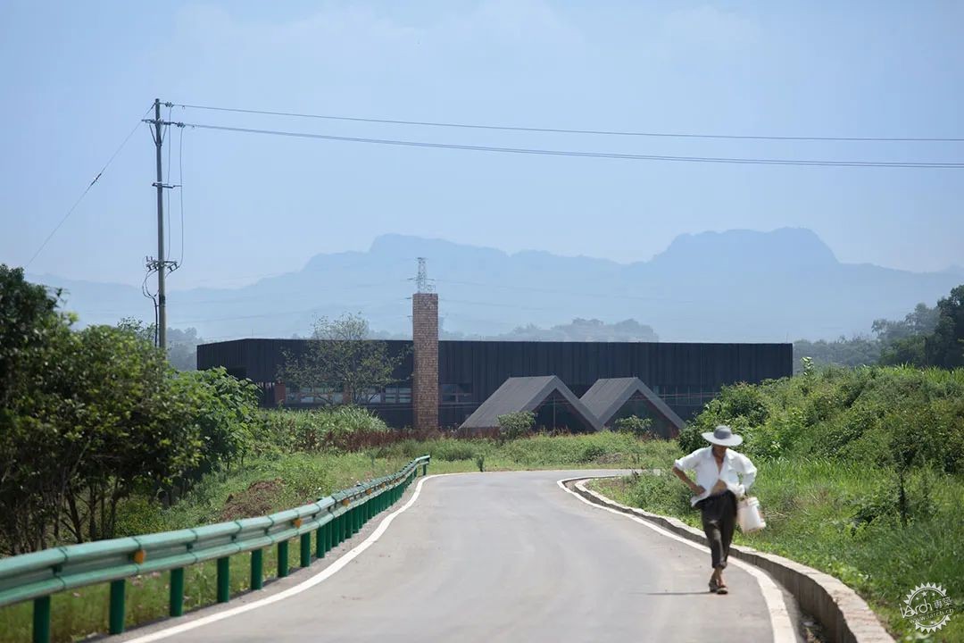 江小白乡村俱乐部 | 现代建筑与自然的共生-70