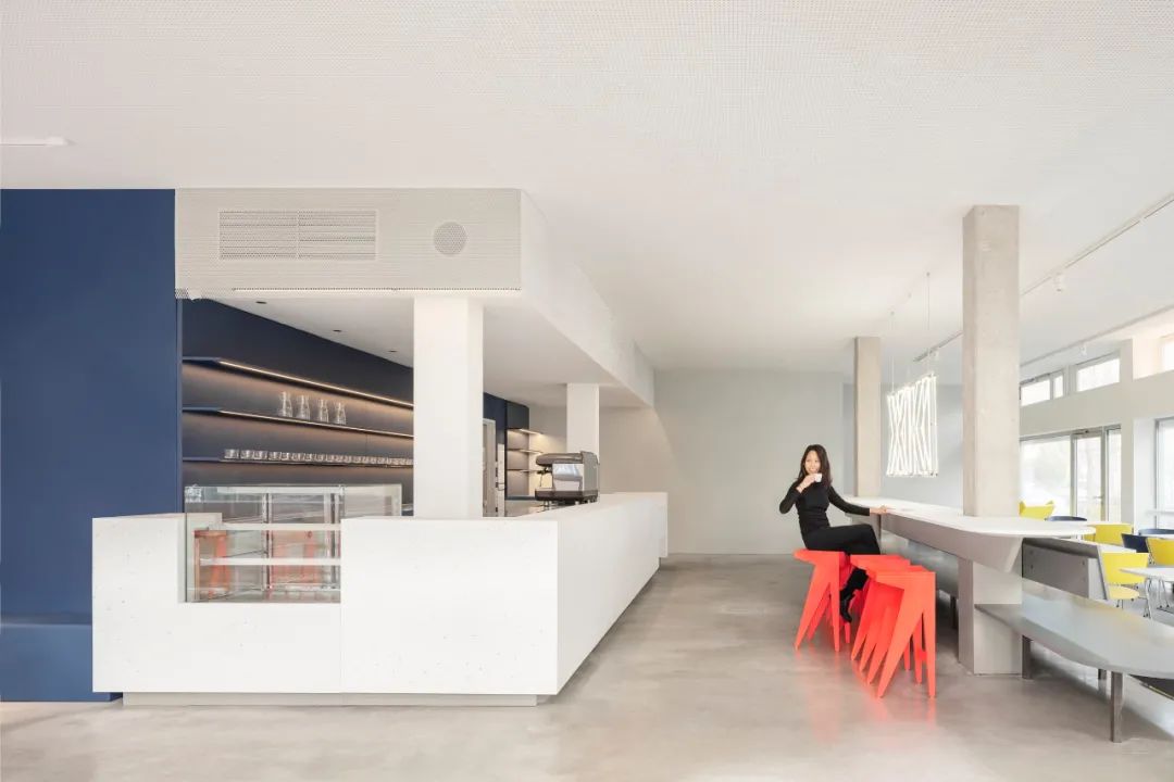 简约咖啡店设计丨德国柏林丨Kinzo-15