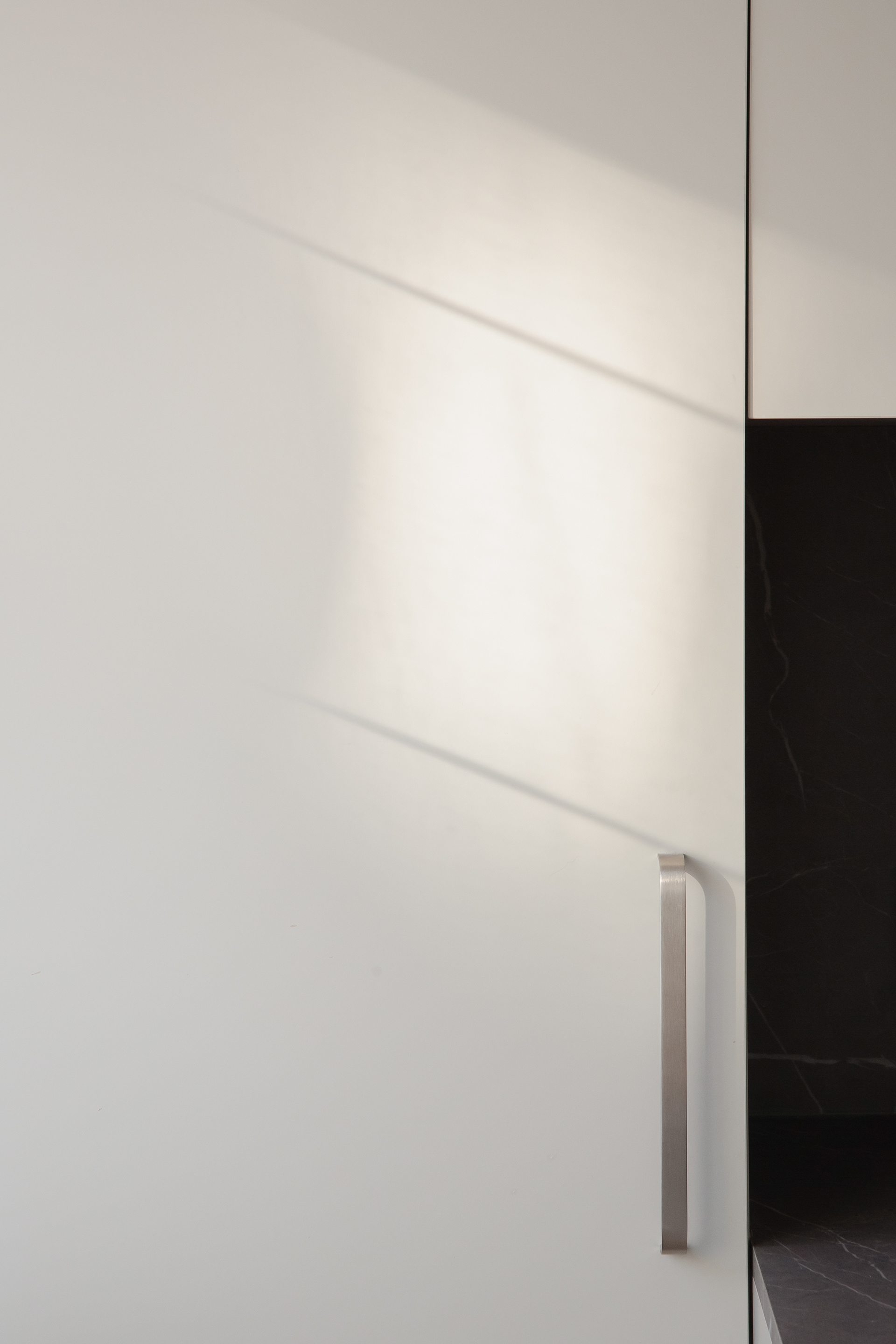 An Interior That Breathes: A Coastal Refuge in Palanga-22