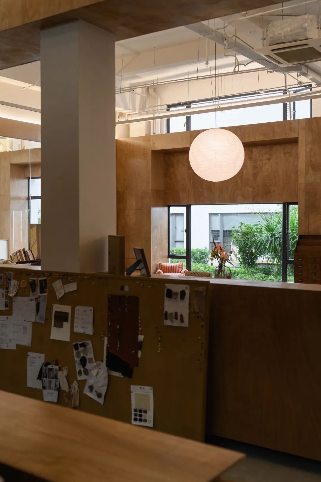 古月·胡哲｜在粗犷与温润之间，打造一个260㎡自然感办公空间！-19