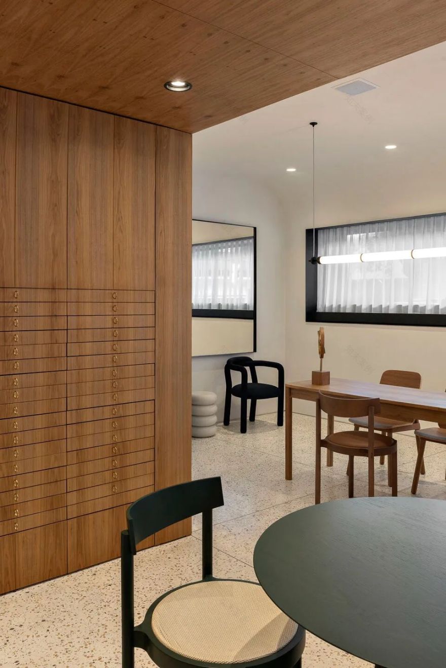 Zótika 独特眼镜体验空间设计与建筑艺术-15