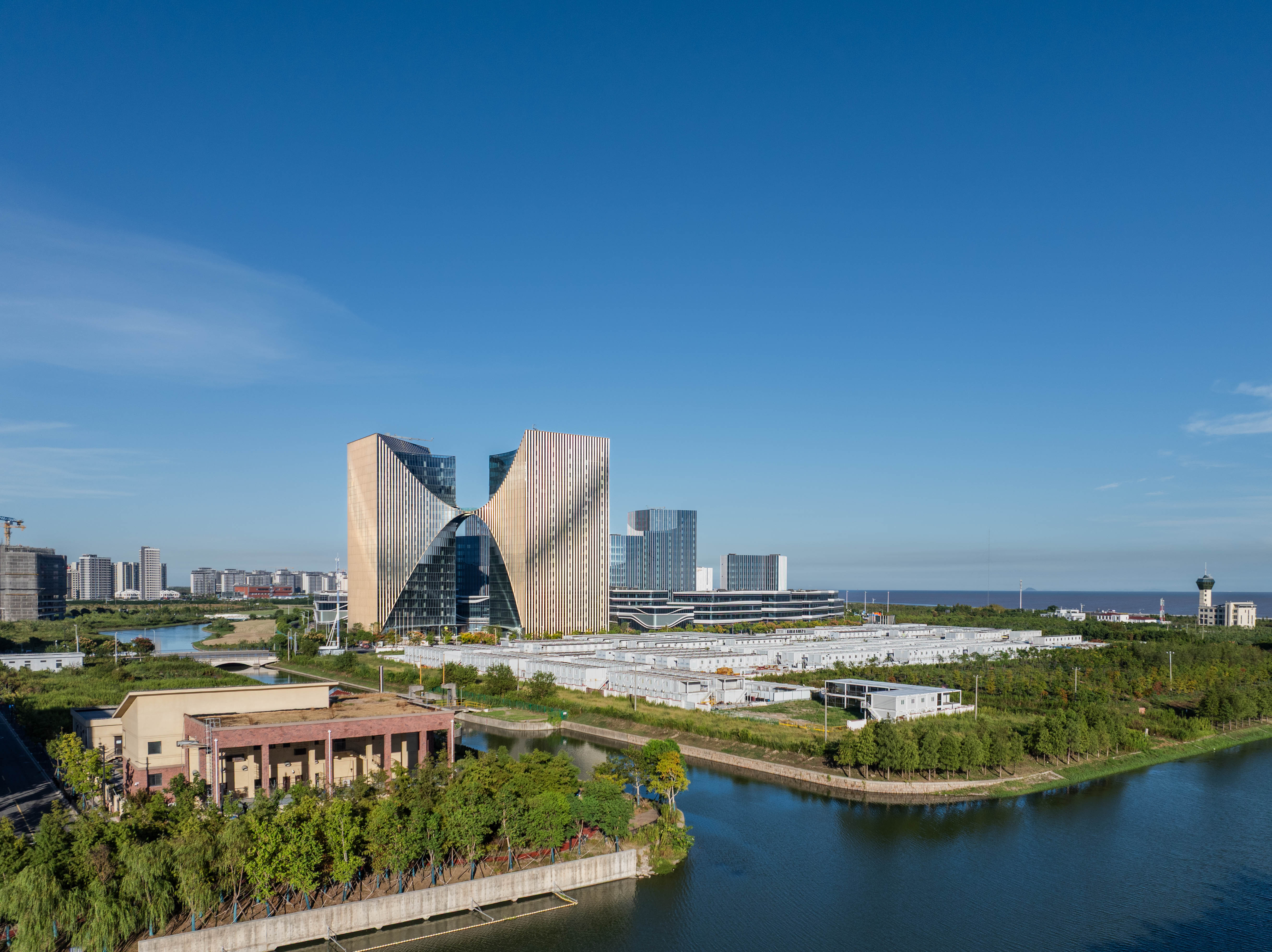 INFINITY Twin Tower, Shanghai-0