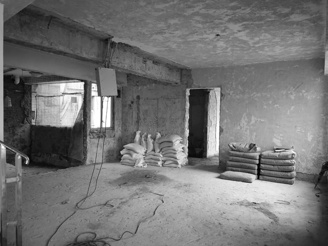 广州东风广场 · 现代简约复式住宅的破茧成蝶丨中国广州丨华浔品味装饰集团-12