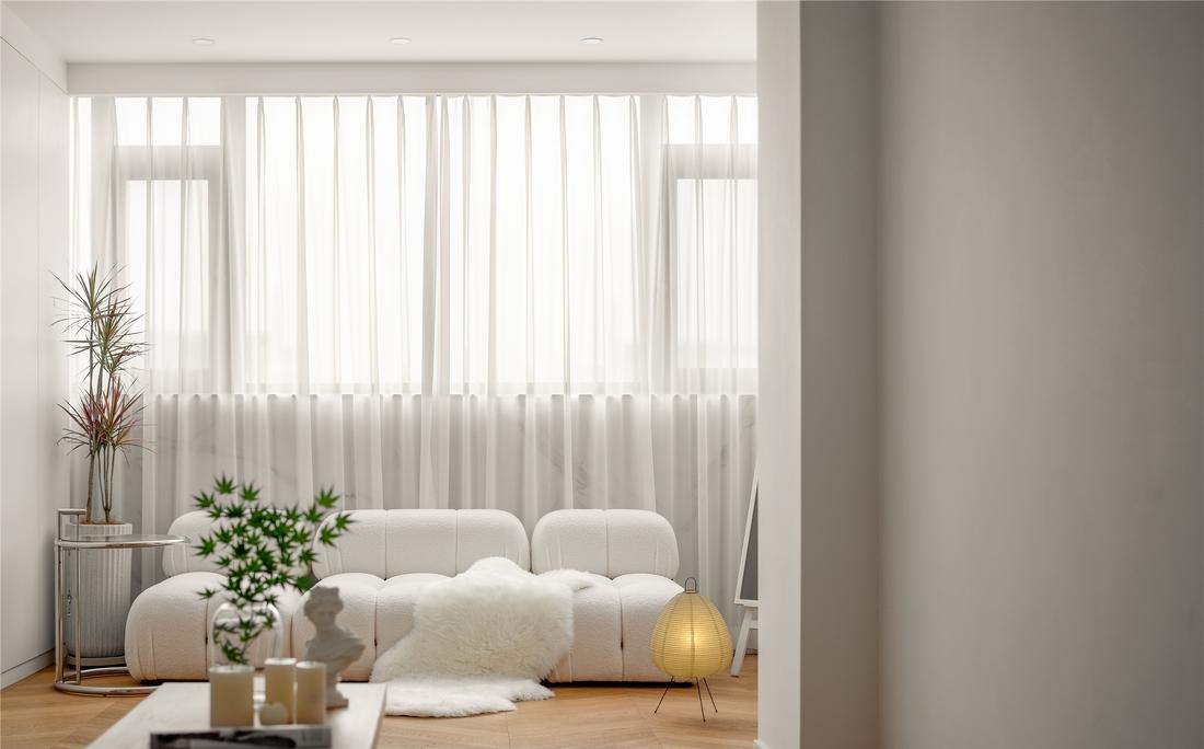 纯白+木色舒适惬意生活空间设计-16