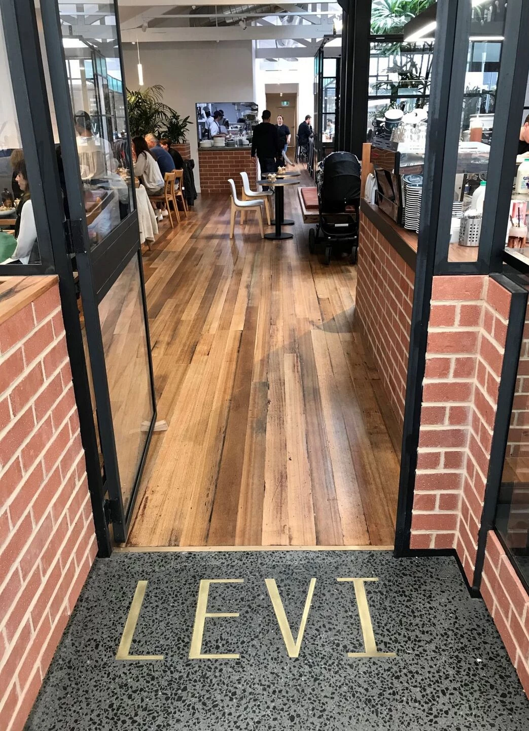 LEVI 餐厅的绿色自然之旅-20