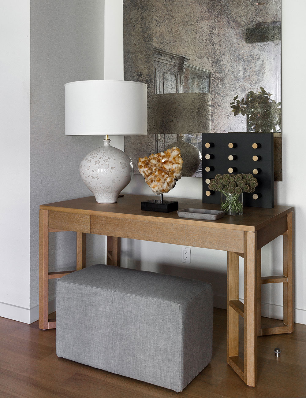 华盛顿西雅图前消防站打造的时尚单身公寓-7