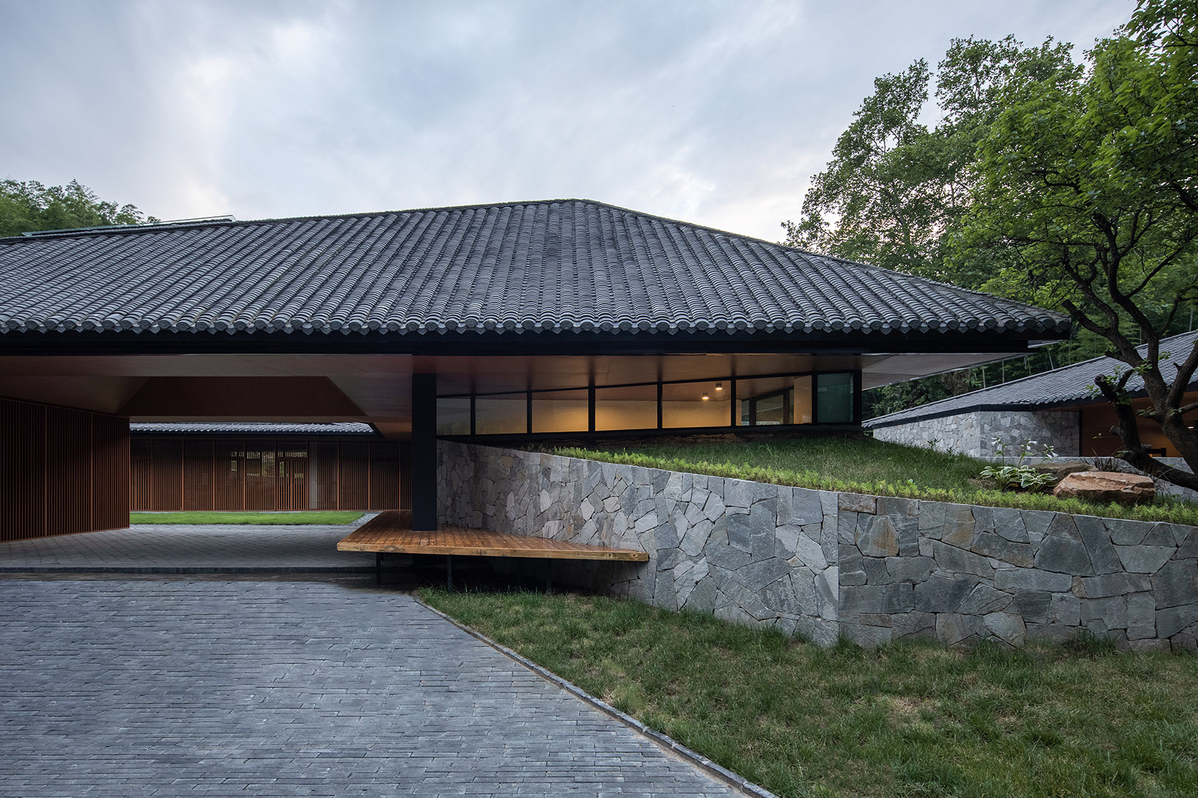 南京无想山秋湖驿站丨中国南京丨米思建筑-10