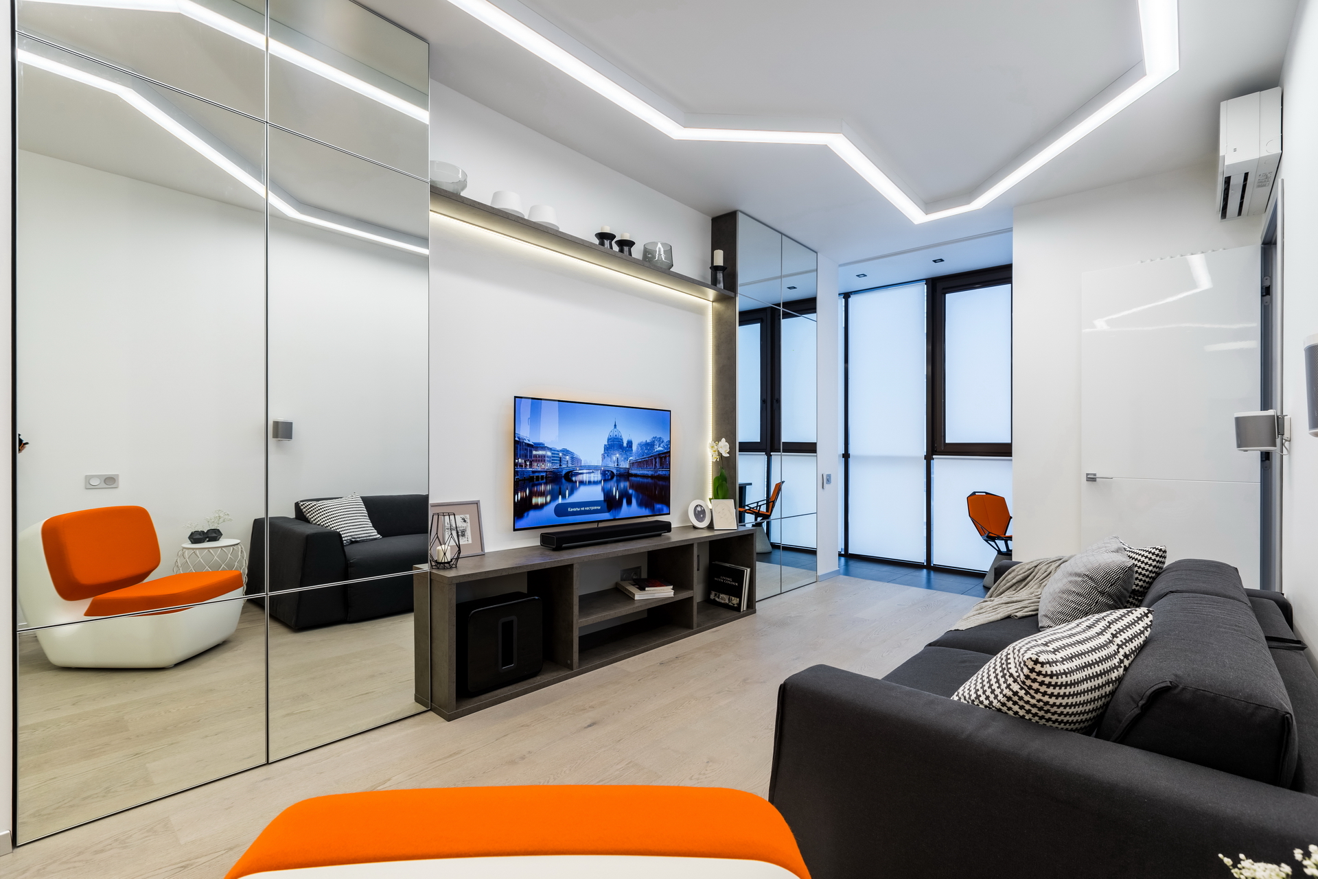 Квартира на Обводном-20