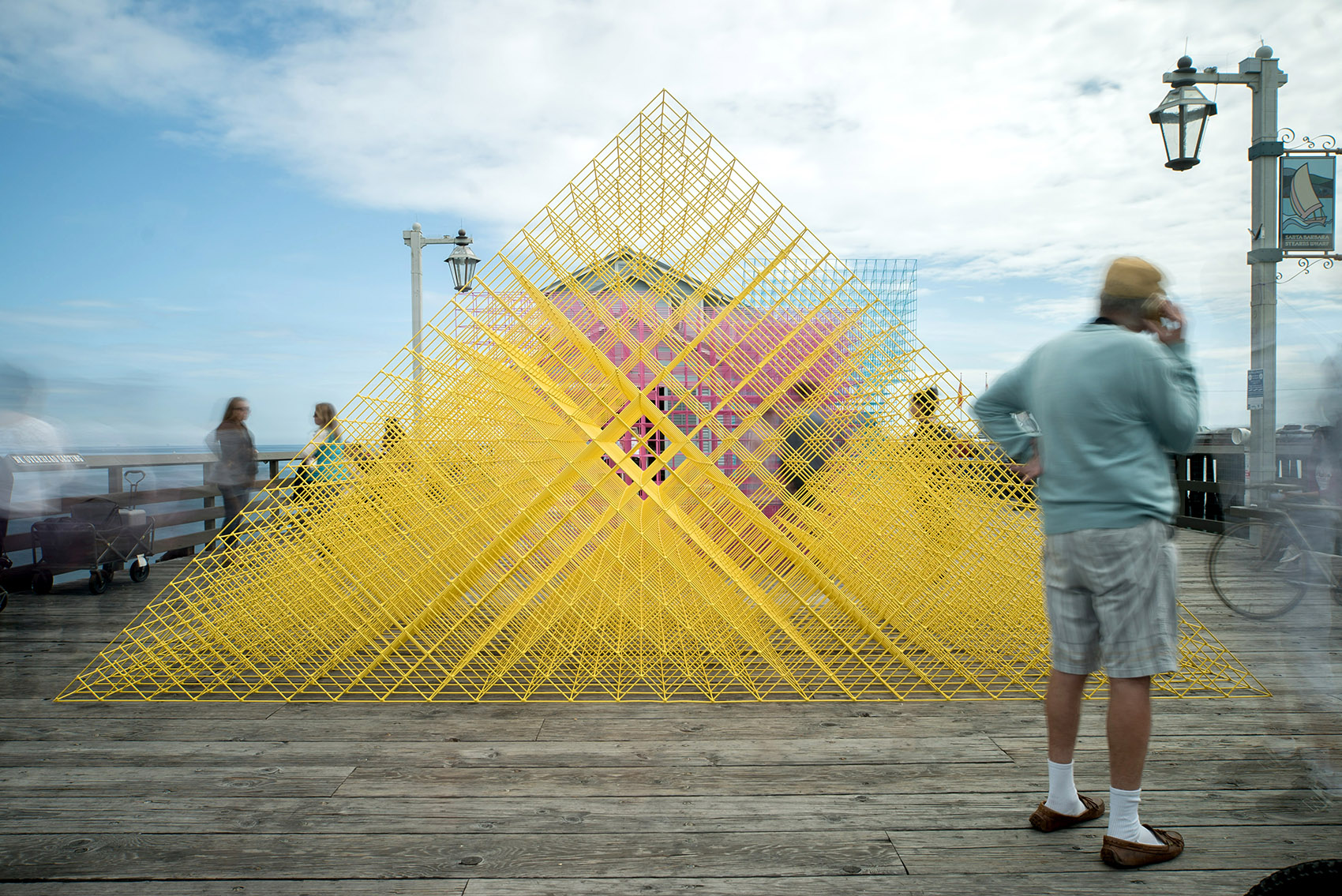 “逃离”，圣巴巴拉当代艺术博物馆的获奖艺术装置-12