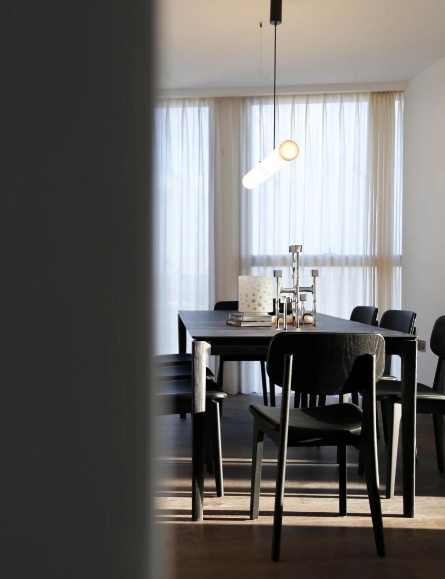 设计在旅途,伦敦River Thames白色公寓丨英国伦敦丨懒猫创意空间-51