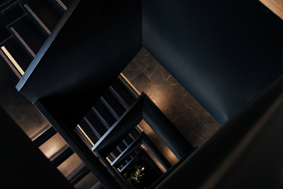 哥伦比亚麦德林 GP 大楼，交叠体量打造内部花园-44