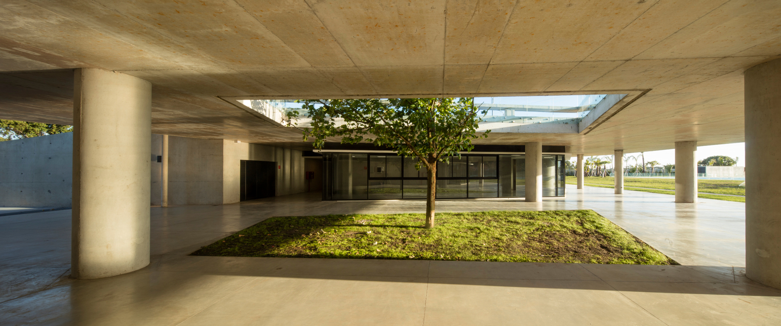 融合景观的圣克拉拉公园 Pavilion in Parque Santa Clara-39