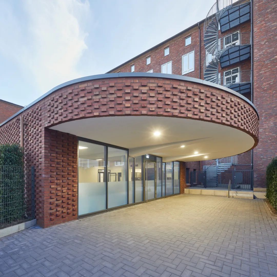 德国多特蒙德卫生局大楼-20