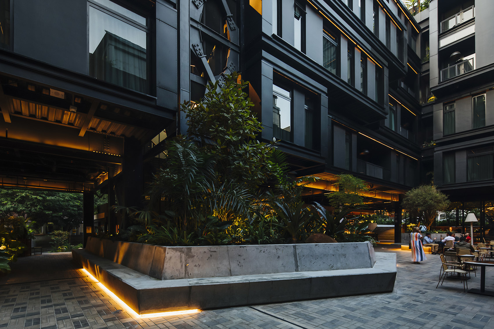 麦德林Click Clack酒店,哥伦比亚 / Plan:B Arquitectos-108