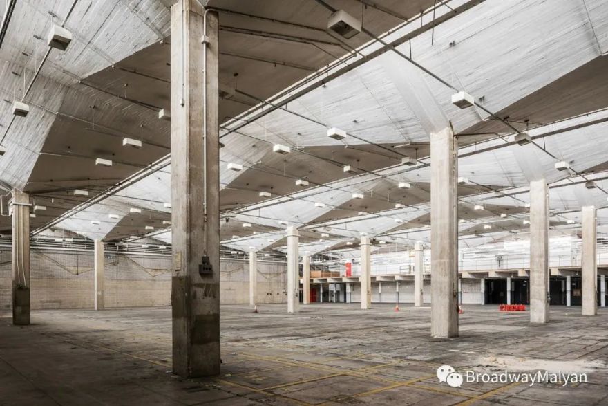 宝麦蓝打造现代零售环境,展现双曲抛物面建筑魅力-33