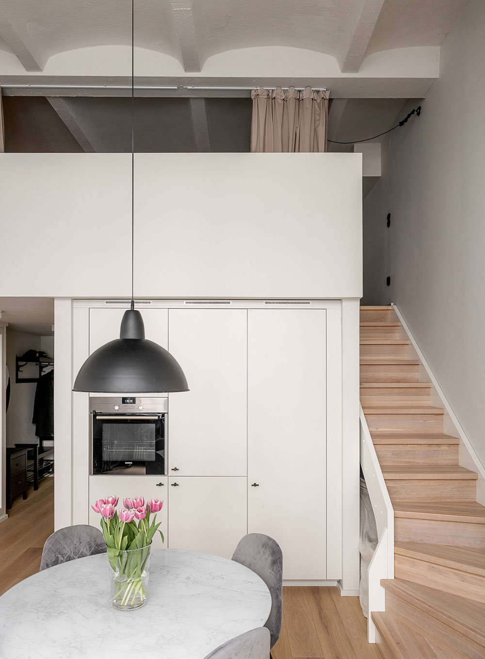 斯德哥尔摩工业风复式公寓-5