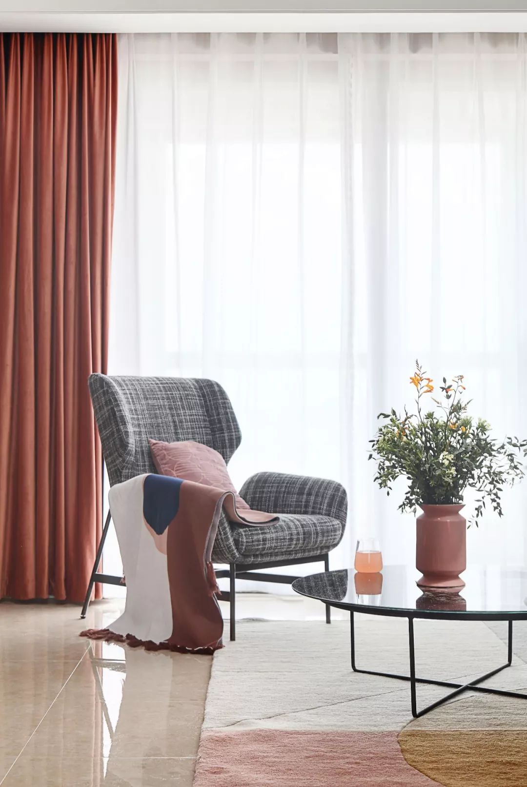 《锦色》——民航机长与轻食店主的色彩之家-32